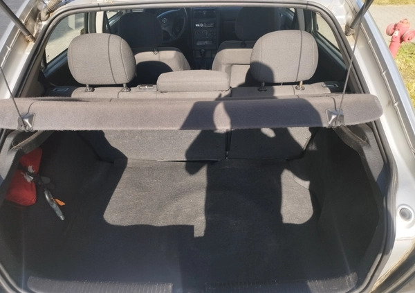 Opel Astra cena 4100 przebieg: 174900, rok produkcji 2004 z Wągrowiec małe 191